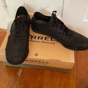 Merrill shoes